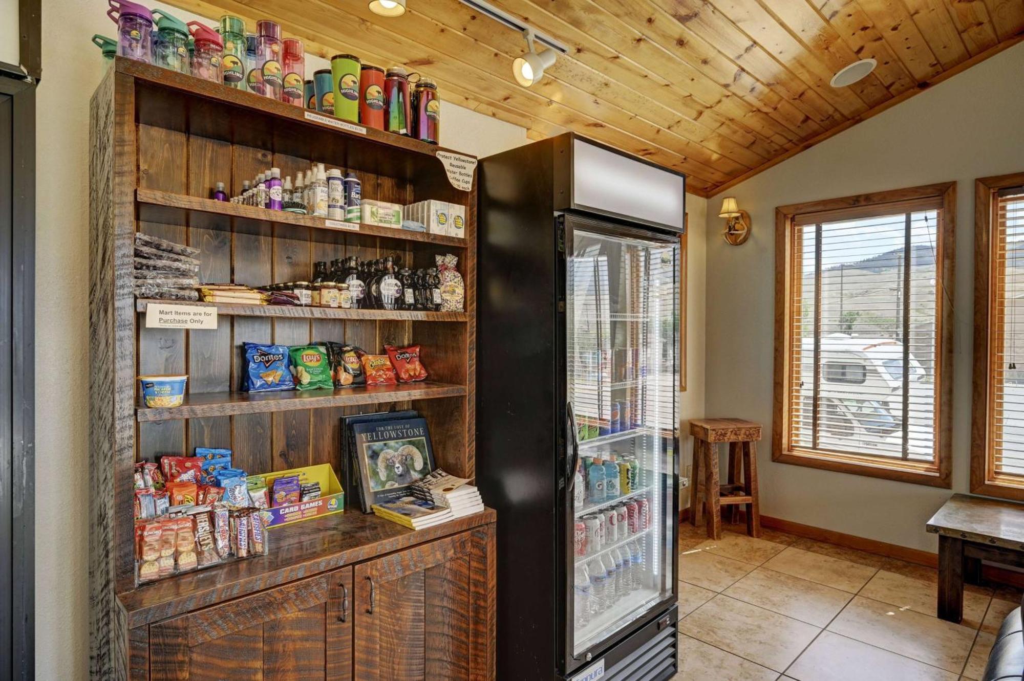 Super 8 By Wyndham Gardiner/Yellowstone Park Area Esterno foto