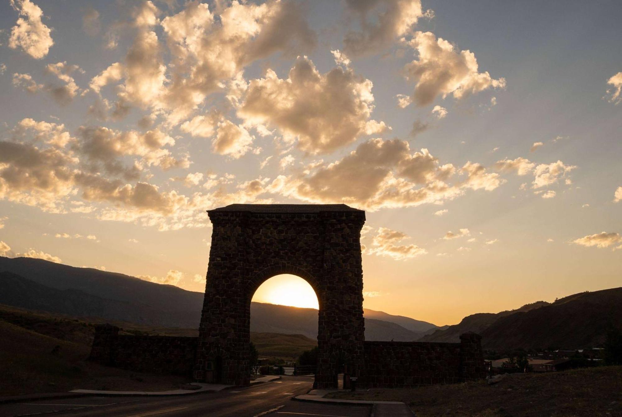 Super 8 By Wyndham Gardiner/Yellowstone Park Area Esterno foto