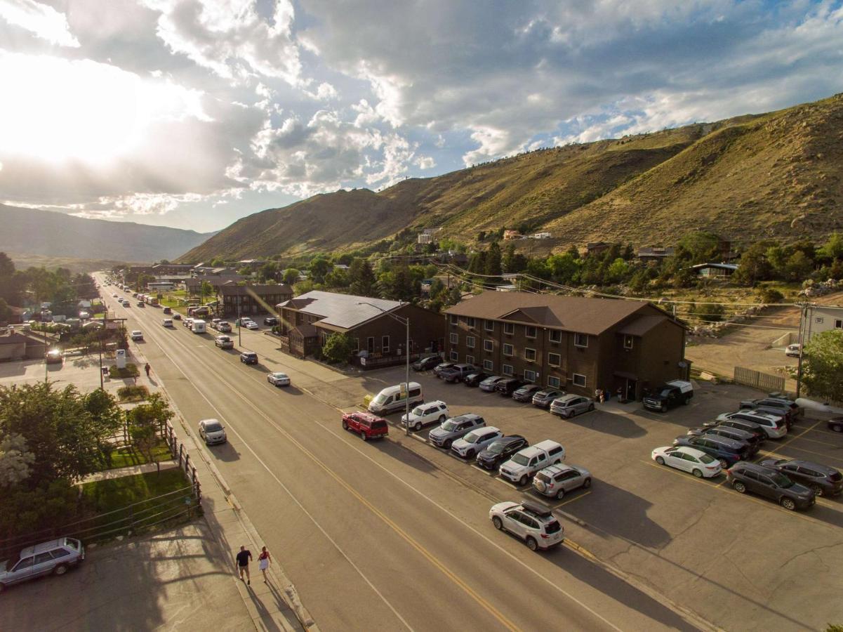 Super 8 By Wyndham Gardiner/Yellowstone Park Area Esterno foto